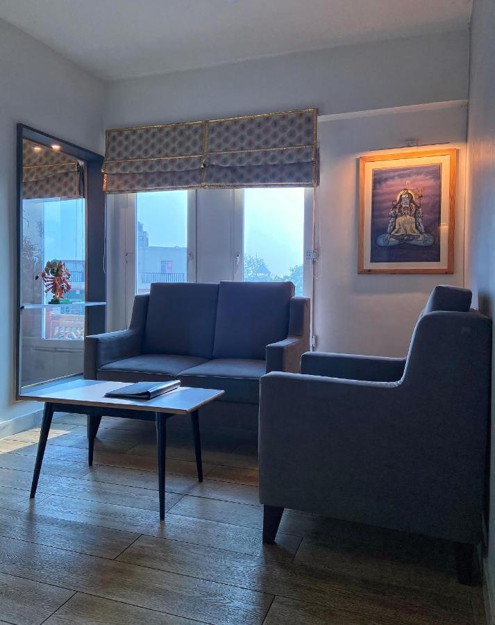 Via Varanasi-A Boutique Hotel Экстерьер фото