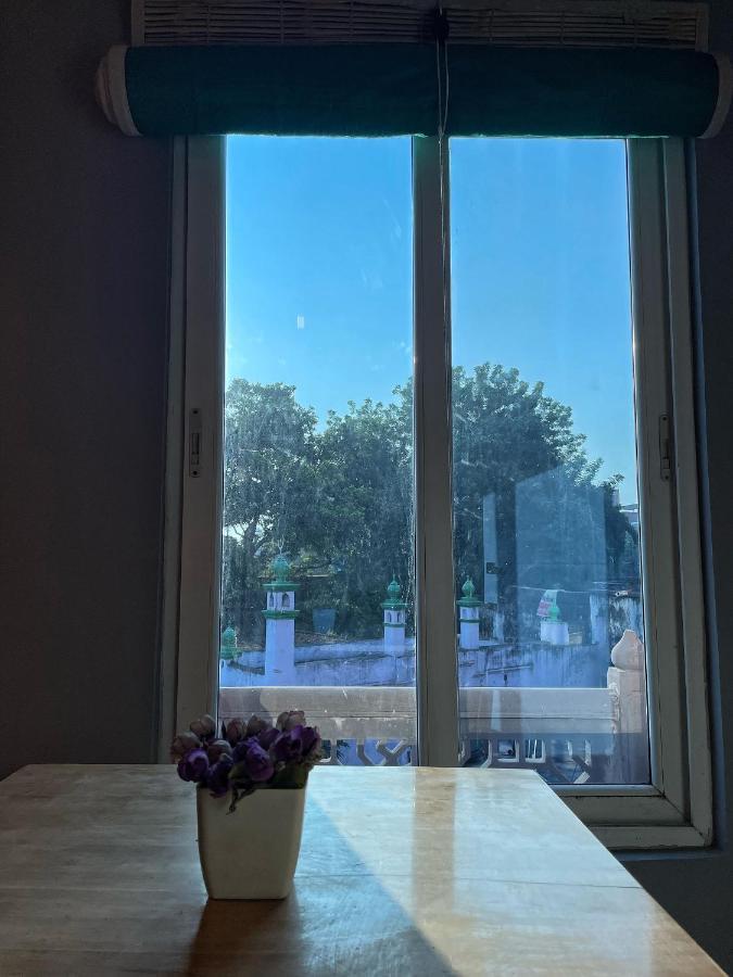 Via Varanasi-A Boutique Hotel Экстерьер фото