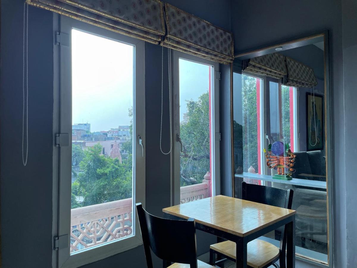 Via Varanasi-A Boutique Hotel Экстерьер фото